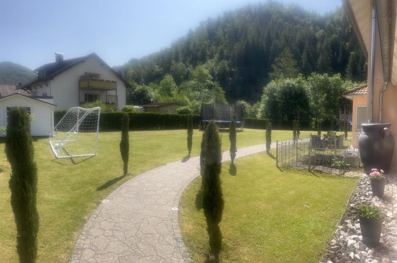 Toscana-Residenz Im Schwarzwald Utzenfeld Exterior foto